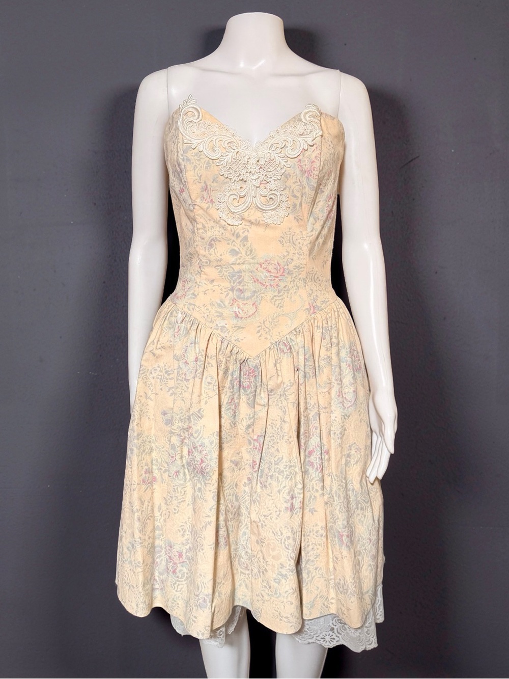 Vintage Gunne Sax by Jessica McClintock Floral Lace Corset Dress